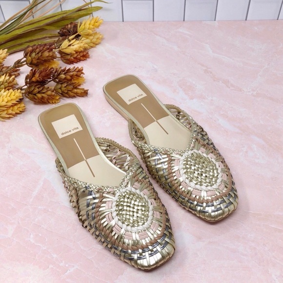 Dolce Vita Shoes - Dolce Vita Baez Golden Metallic Woven Slides Sz 6